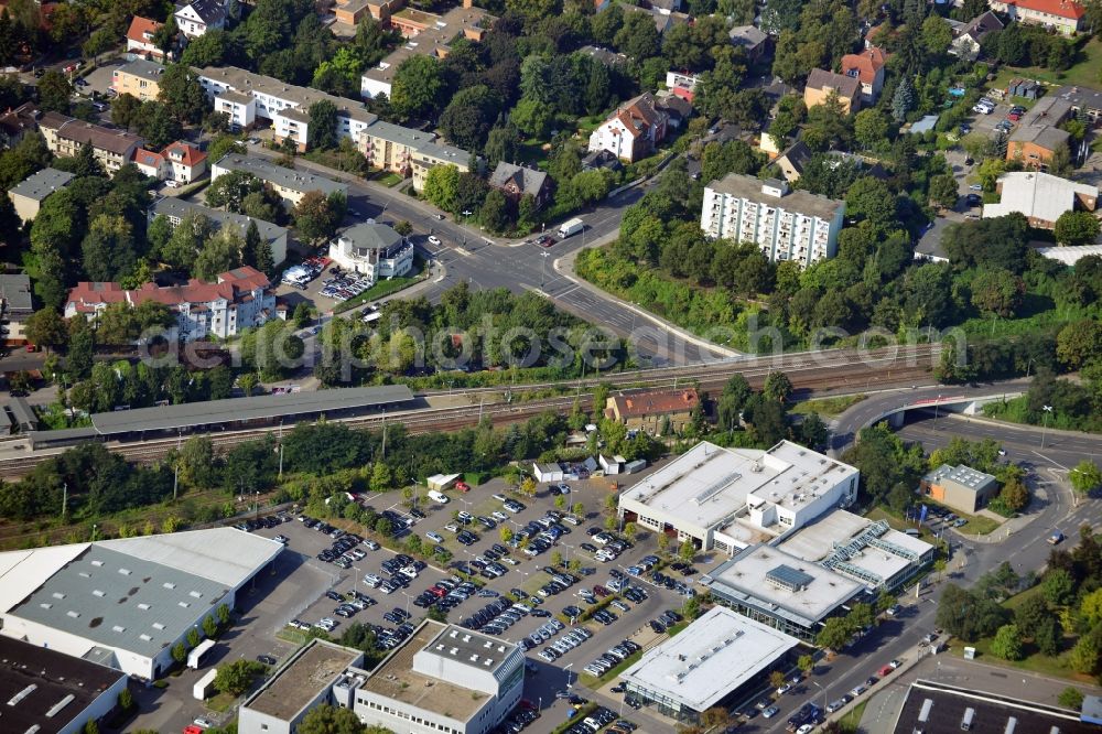 Aerial photograph Berlin - Bridge structure at the federal road B101 / Marie Allee - Großbeerenstraße along the railway line to the station Marienfelde in Berlin