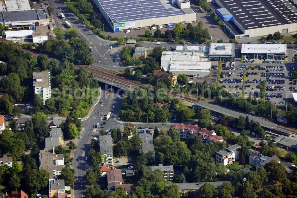 Berlin from above - Bridge structure at the federal road B101 / Marie Allee - Großbeerenstraße along the railway line to the station Marienfelde in Berlin