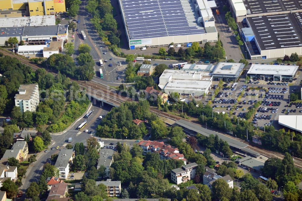 Aerial image Berlin - Bridge structure at the federal road B101 / Marie Allee - Großbeerenstraße along the railway line to the station Marienfelde in Berlin