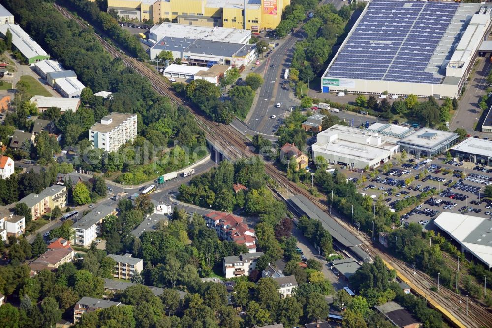 Berlin from above - Bridge structure at the federal road B101 / Marie Allee - Großbeerenstraße along the railway line to the station Marienfelde in Berlin