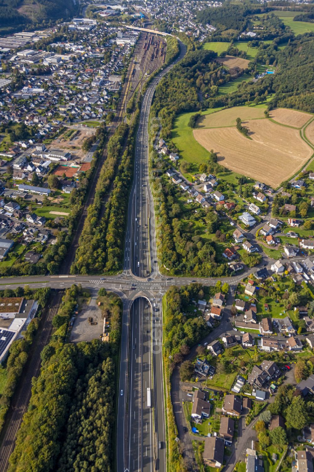 Kreuztal from the bird's eye view: Road bridge construction along the Bottenbacher Strasse - Siegener Strasse - B54 in the district Buschhuetten in Kreuztal on Siegerland in the state North Rhine-Westphalia, Germany