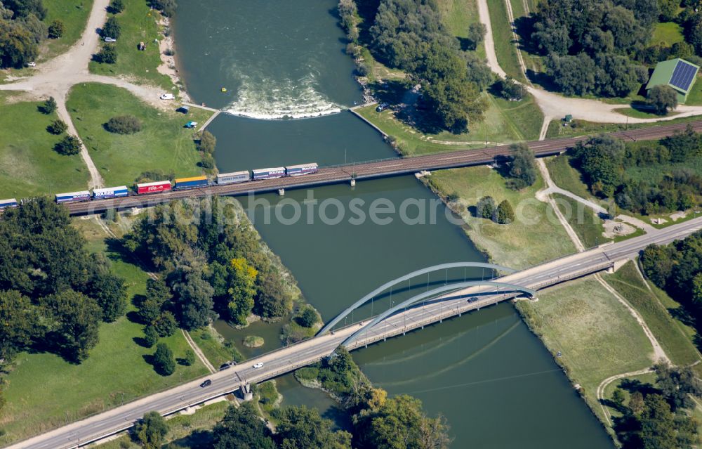 Aerial image Plattling - Road bridge construction along of Bundesstrassrasse 8 ( Isarbruecke ) in Plattling in the state Bavaria, Germany