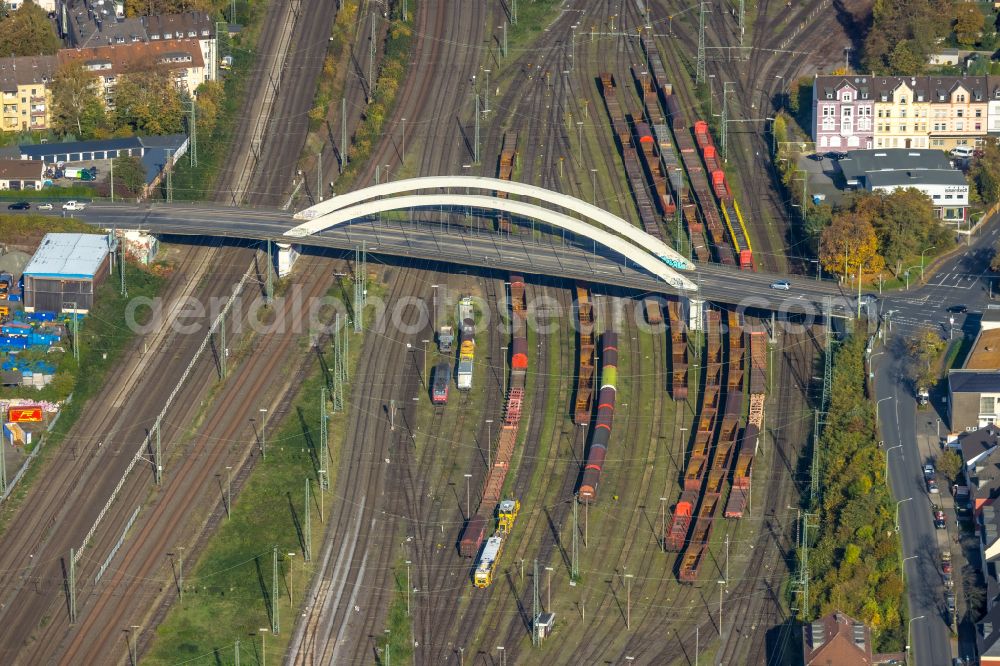 Aerial image Hagen - Road bridge construction along the Fuhrparkstrasse over the railway tracks in Hagen in the state of North Rhine-Westphalia, Germany