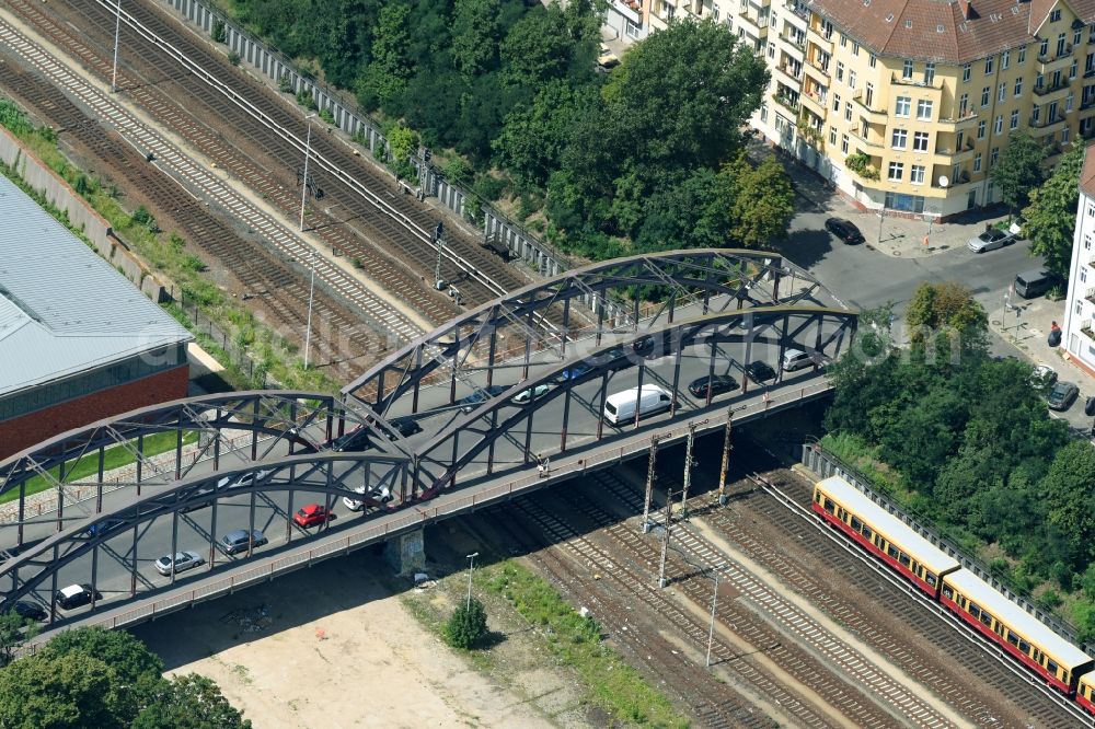 Berlin from the bird's eye view: Road bridge construction along the Hertabruecke in the district Neukoelln in Berlin, Germany