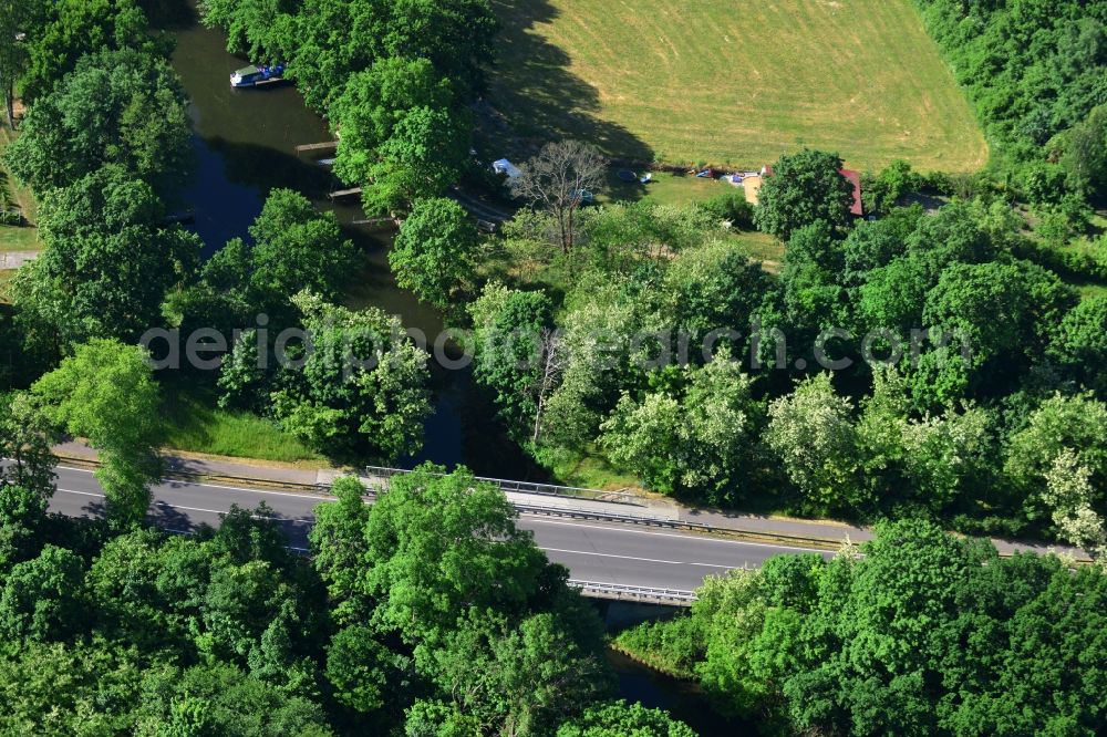 Aerial photograph Dunkelforth - Road bridge construction along the Landstrasse - Bundesstrasse B1 in Dunkelforth in the state Saxony-Anhalt