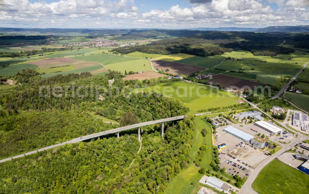 Aerial photograph Rottweil - Road bridge construction along der B 27 Talbruecke of Nordumgehung on street B27 in Rottweil in the state Baden-Wuerttemberg, Germany