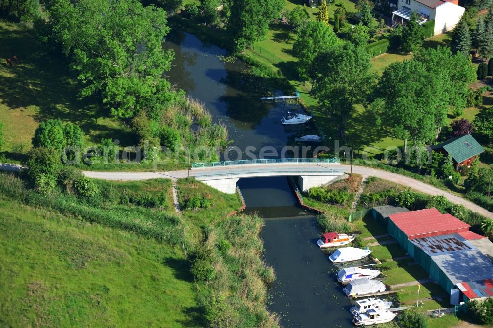 Aerial image Genthin - Road bridge construction along the Banks of the connecting channel at Inselweg in Genthin in the state Saxony-Anhalt