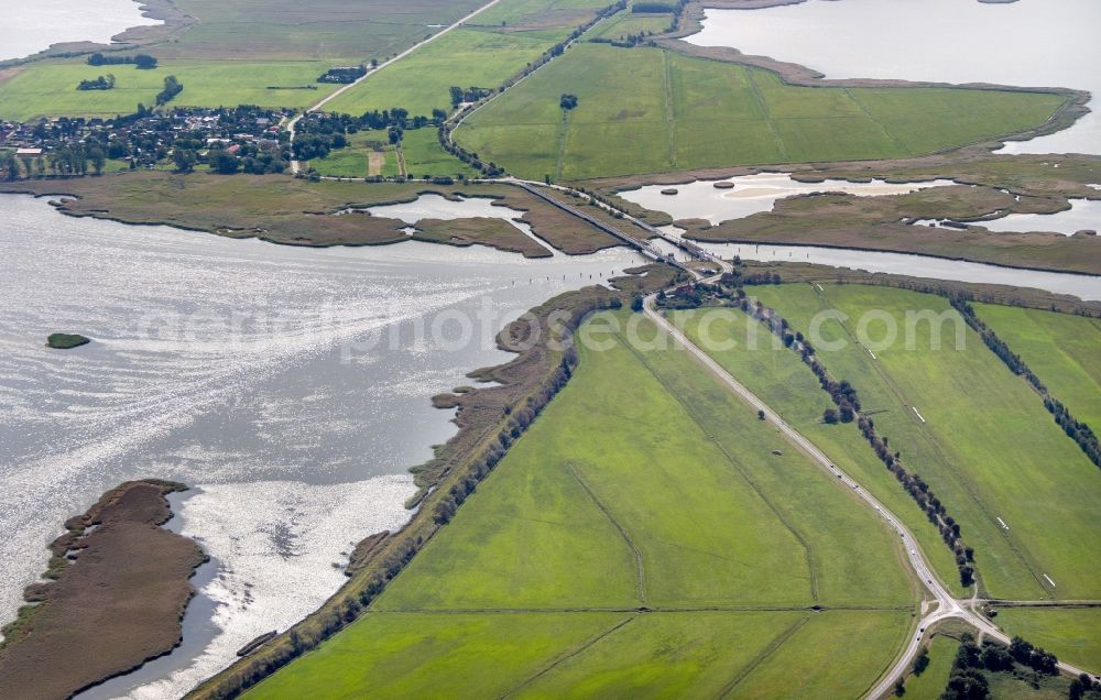 Aerial photograph Zingst - Road bridge construction Meiningenbruecke in Zingst in the state Mecklenburg - Western Pomerania, Germany