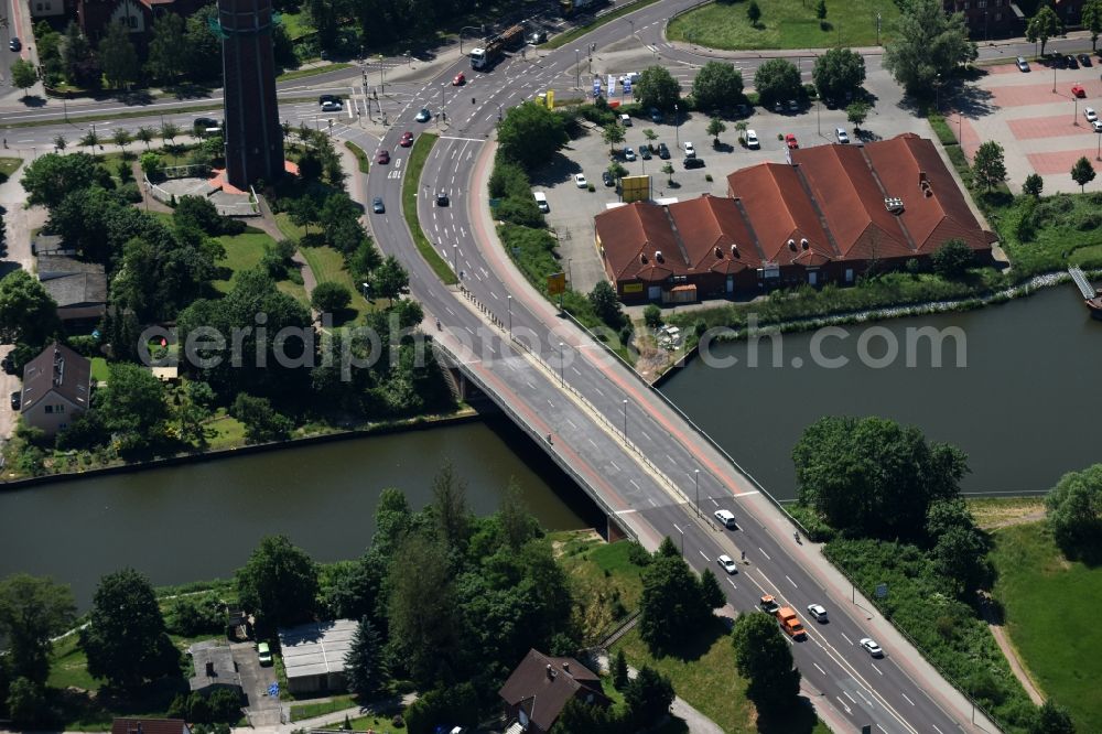 Aerial photograph Genthin - Strassenbruecke Genthin road bridge across the Elbe-Havel-Canal in Genthin in the state of Saxony-Anhalt. The federal road B 107 takes its course across the bridge between Genthin and Altenplathow