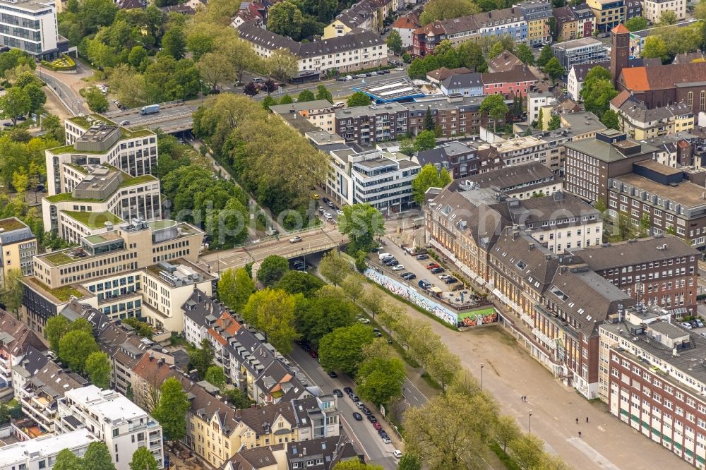 Aerial photograph Essen - Road bridge construction along der Ruettenscheider Strasse and the Alfredstrasse in the district Ruettenscheid in Essen at Ruhrgebiet in the state North Rhine-Westphalia, Germany