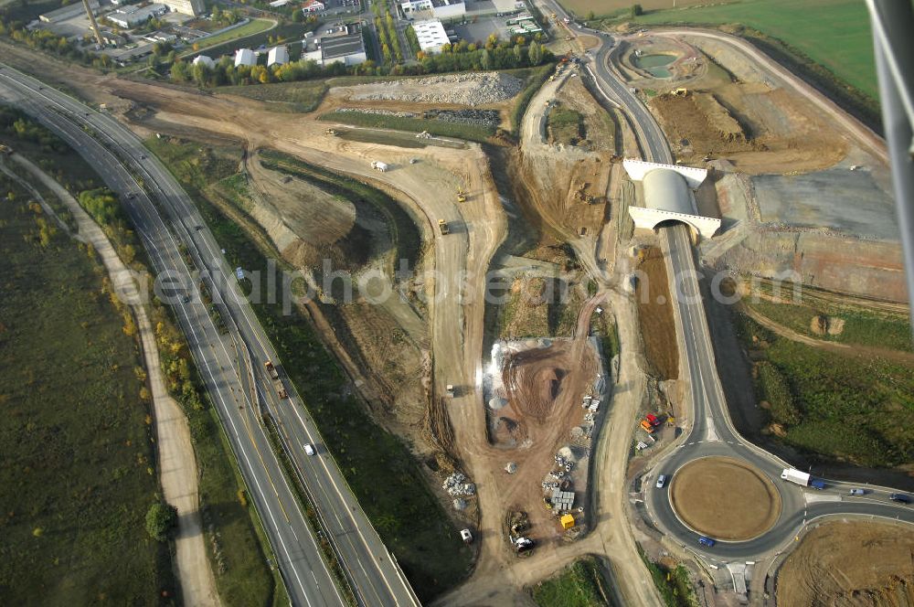 Deubachshof from the bird's eye view: Baustellen an der Neubautrasse der BAB A 4 - Umfahrung Hörselberge in Thüringen bei Eisenach. Das Bieterkonsortium VINCI Concessions / Hochtief PPP (50/50) hat den Zuschlag für das A-Modell BAB A 4 Umfahrung Hörselberge (km 238,5 bis km 283,2) erhalten. Die bei diesem Projekt auf der Bauausführungsebene gegründete Arbeitsgemeinschaft wird von der EUROVIA Infra GmbH angeführt, des Weiteren sind hier die Unternehmen Hochtief, Strassing Limes und Rädlinger beteiligt. Durchgeführt werden die im Zuge dieses Projektes notwendigen Arbeiten unter an derem von den Mitarbeitern der Niederlassung Weimar der EUROVIA Verkehrsbau Union sowie der Niederlassungen Abbruch und Erdbau, Betonstraßenbau, Ingenieurbau und TECO Schallschutz der EUROVIA Beton. DEGES; STREIF Baulogistik