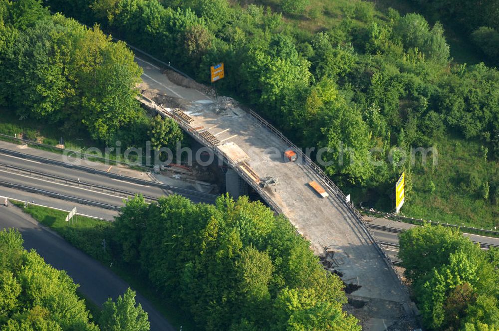 Goslar from the bird's eye view: Blick auf den Neubau von Brücken entlang der Immenröder Strasse / an der Abfahrt der Bundesfernstrasse B 6 / B241 durch die EUROVIA Gruppe. View of the construction of new bridges along the B6 motorway in Goslar of the EUROVIA group.