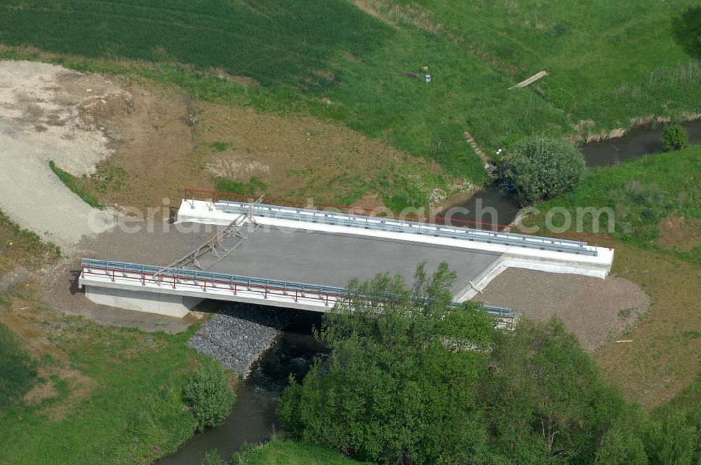 Sebexen from the bird's eye view: Blick auf Brückenneubauten entlang der neuen Ortsumgehung Sebexen - Osterbruch in Niedersachsen durch die EUROVIA Gruppe. View new bridges along the new bypass street of Sebexen - Osterbruch in Lower Saxony by the EUROVIA group.