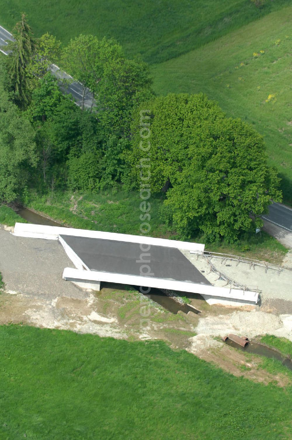 Sebexen from above - Blick auf Brückenneubauten entlang der neuen Ortsumgehung Sebexen - Osterbruch in Niedersachsen durch die EUROVIA Gruppe. View new bridges along the new bypass street of Sebexen - Osterbruch in Lower Saxony by the EUROVIA group.