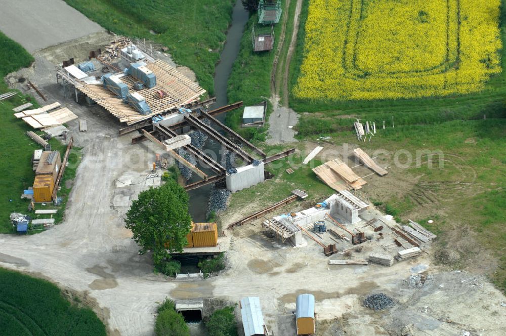 Aerial photograph Sebexen - Blick auf Brückenneubauten entlang der neuen Ortsumgehung Sebexen - Osterbruch in Niedersachsen durch die EUROVIA Gruppe. View new bridges along the new bypass street of Sebexen - Osterbruch in Lower Saxony by the EUROVIA group.