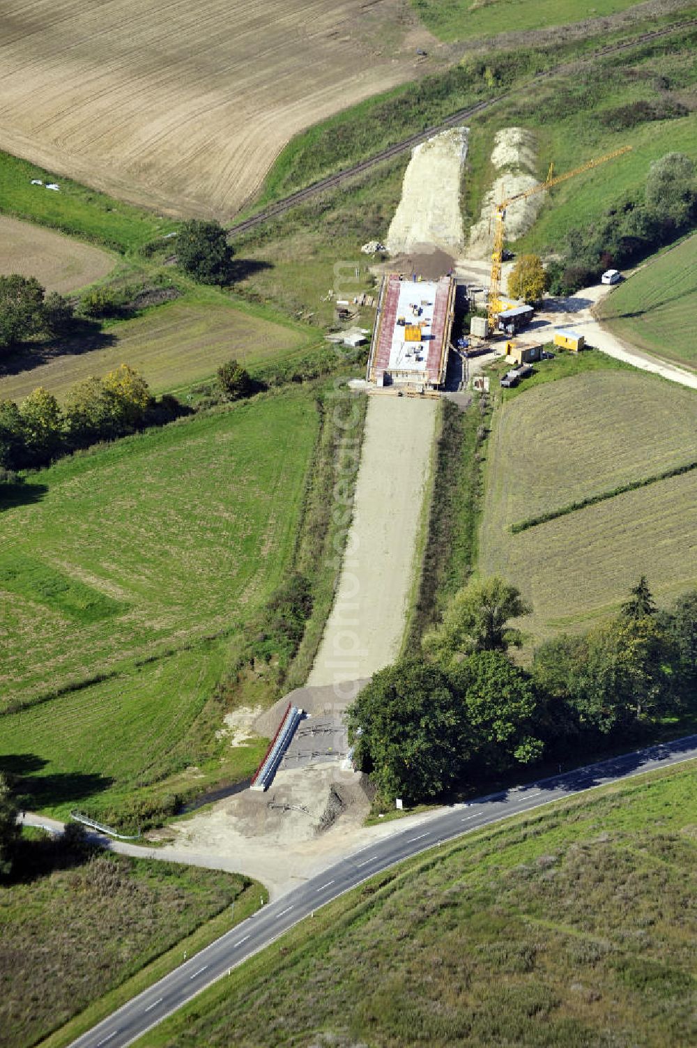 Aerial photograph Sebexen - Blick auf Brückenneubauten entlang der neuen Ortsumgehung Sebexen - Osterbruch in Niedersachsen durch die EUROVIA Gruppe. View new bridges along the new bypass street of Sebexen - Osterbruch in Lower Saxony by the EUROVIA group.