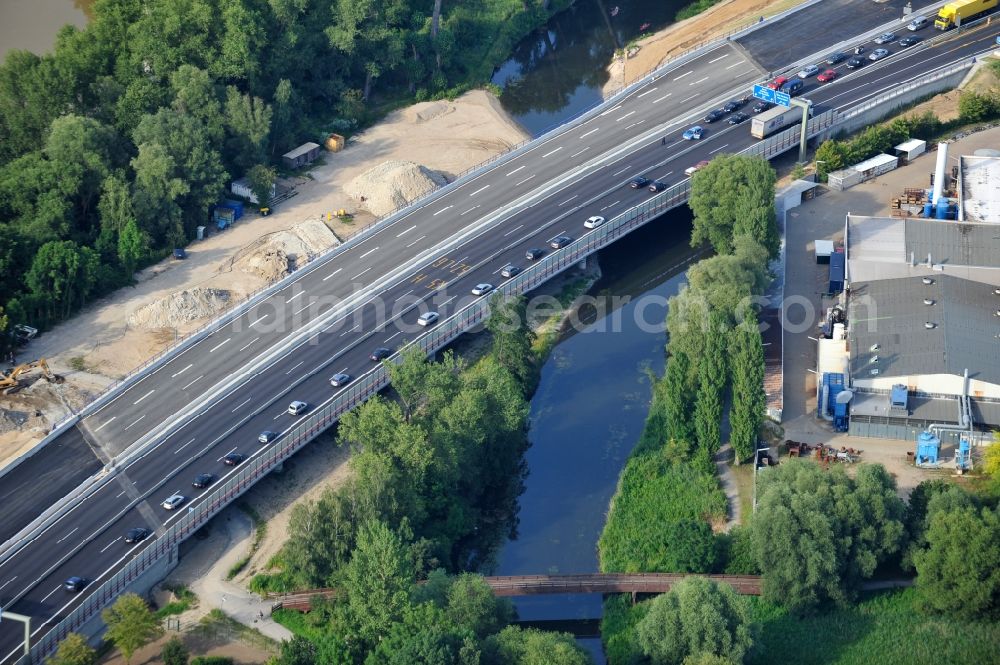 Aerial photograph Braunschweig - View of the implementation and expansion of the motorway junction Brunswick-southwest along the freeway A29 / A 395 in Lower Saxony. The construction company EUROVIA built here are some new bridges. Owner is the Lower Saxony state authorities for road construction and transport