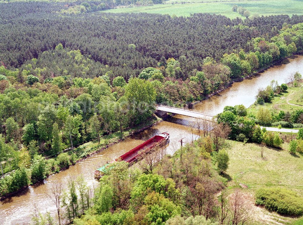 Zerben / Sachsen-Anhalt from the bird's eye view: Brückenneubau im Rahmen von Ausgleichs- und Ersatzmaßnahmen am Wasserstraßenkreuz Magdeburg / Elbe-Havel-Kanal. Ein Projekt des Wasserstraßenneubauamtes Magdeburg