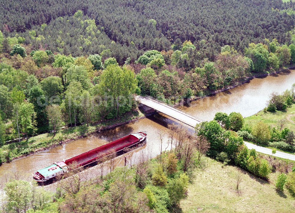 Aerial image Zerben / Sachsen-Anhalt - Brückenneubau im Rahmen von Ausgleichs- und Ersatzmaßnahmen am Wasserstraßenkreuz Magdeburg / Elbe-Havel-Kanal. Ein Projekt des Wasserstraßenneubauamtes Magdeburg