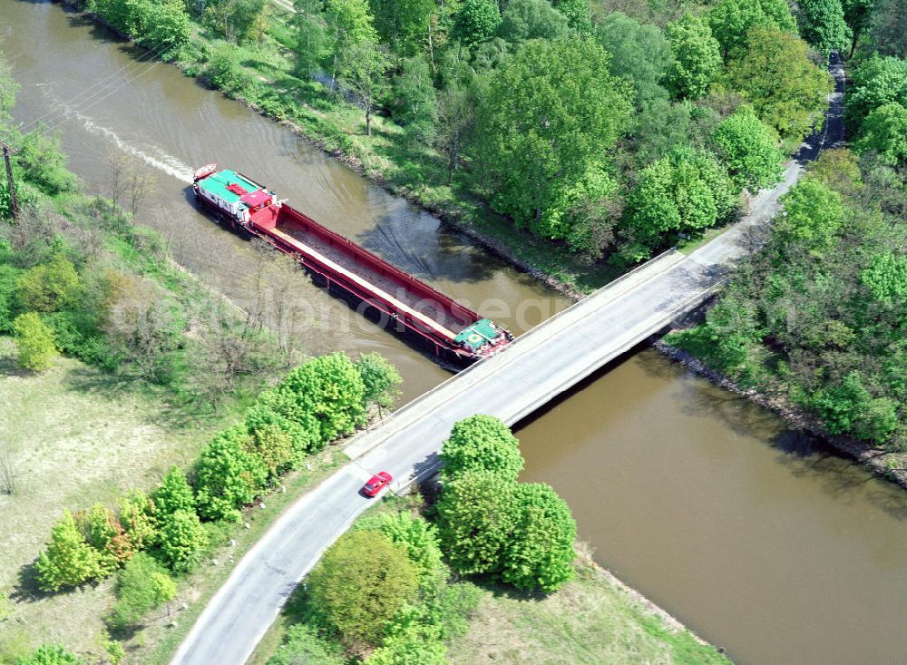 Aerial photograph Zerben / Sachsen-Anhalt - Brückenneubau westlich der Schleuse Zerben am Elbe-Havel-Kanal. Ein Projekt des Wasserstraßenneubauamtes Magdeburg