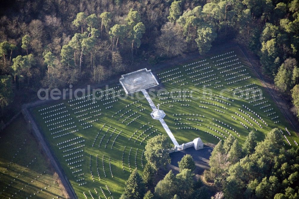 Stahnsdorf from above - Grounds of the Italian and British military cemetery on the Southwest churchyard in Stahnsdorf in the state of Brandenburg