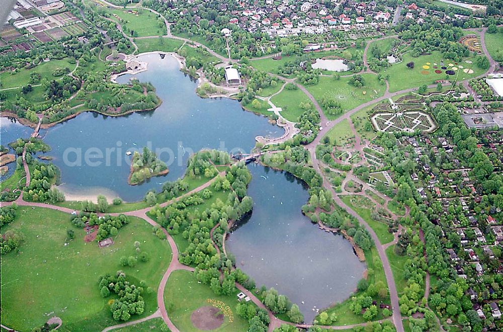 Aerial image Berlin / Britz - 20.05.1995 Britzer Garten