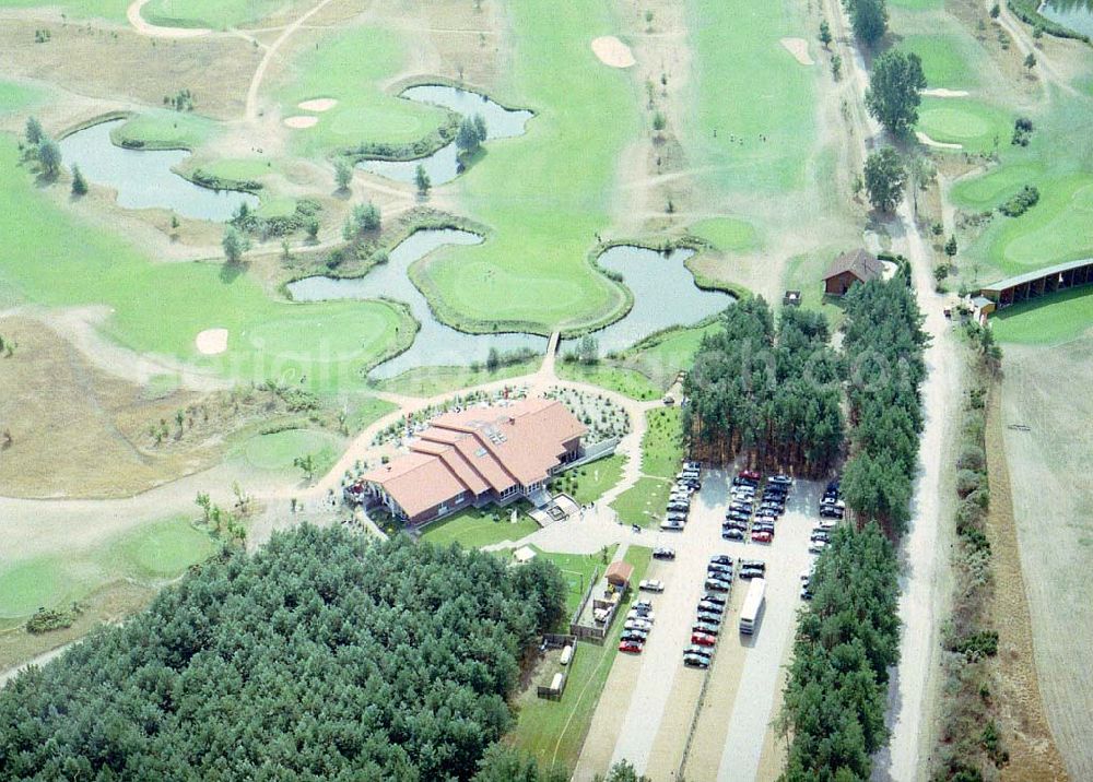 Aerial photograph Börnicke / Brandenburg - Blick auf die Golfanlage Kallin,Am Kallin 1,D-14641 Börnicke,Fon (03 32 30) 8 94-0,Fax (03 32 30) 8 94-19,info@golf-kallin.de