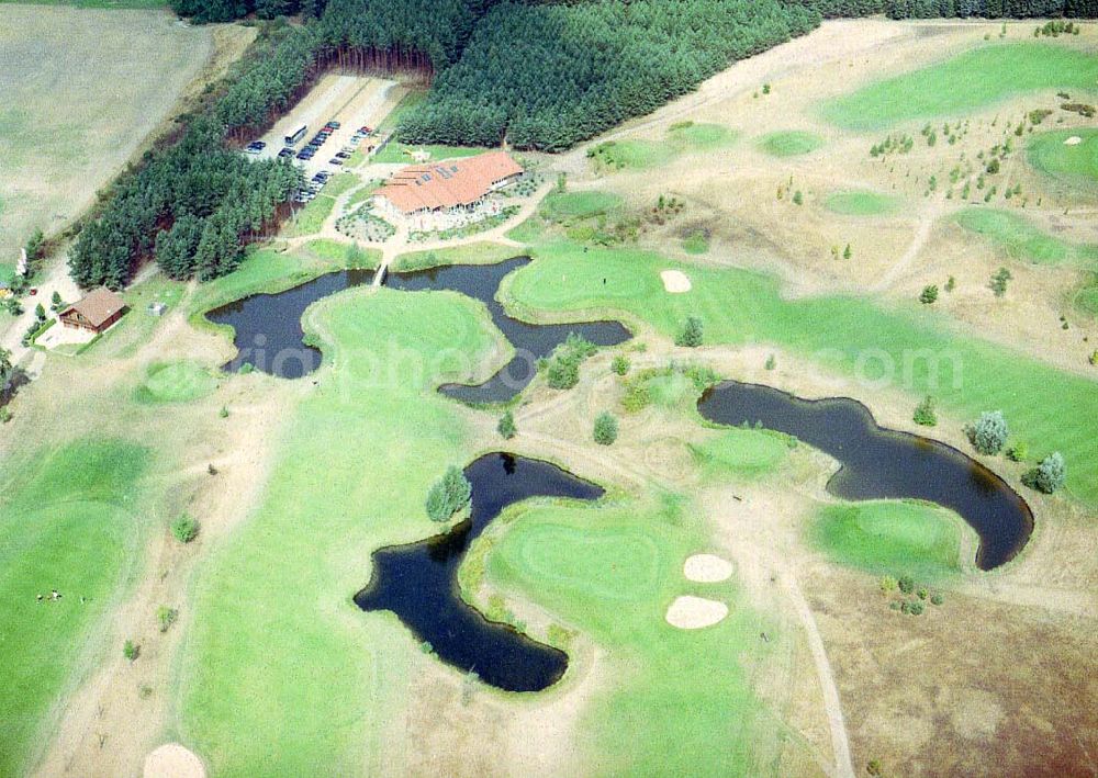 Börnicke / Brandenburg from the bird's eye view: Blick auf die Golfanlage Kallin,Am Kallin 1,D-14641 Börnicke,Fon (03 32 30) 8 94-0,Fax (03 32 30) 8 94-19,info@golf-kallin.de