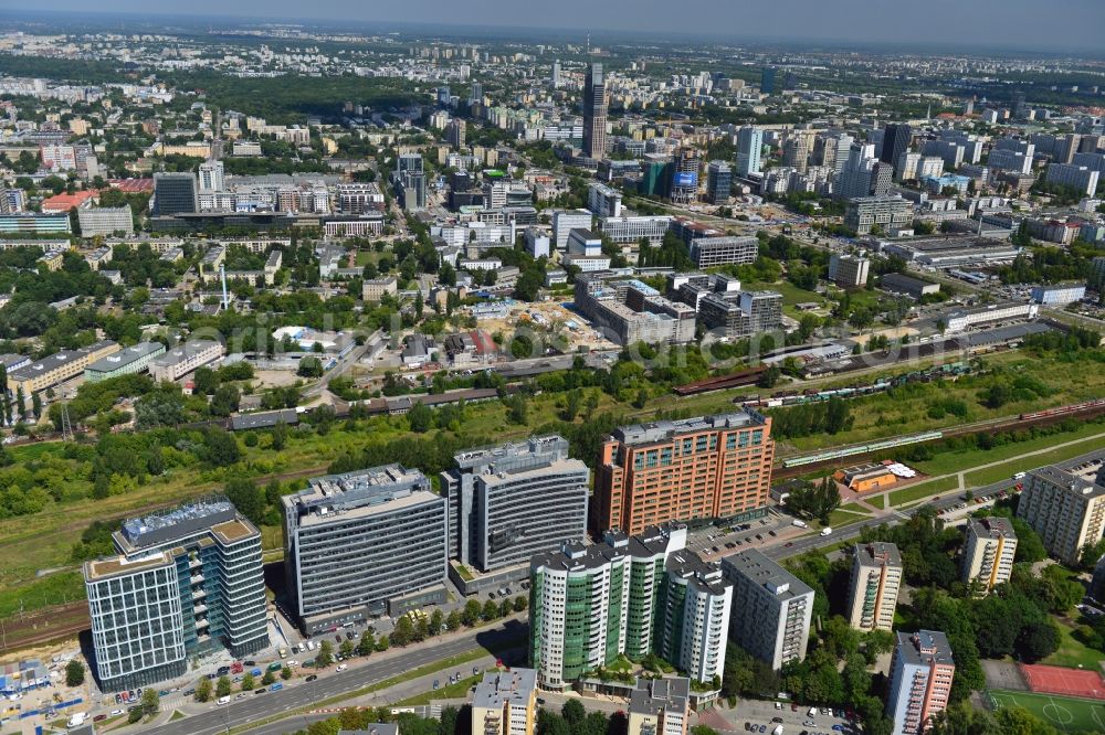 Aerial image Warschau Ochota - Office and Commercial Building Nimbus , Equator und Brama Zachodnia operated by IMMOFINANZ AG in Mokotov district of Warsaw in Poland