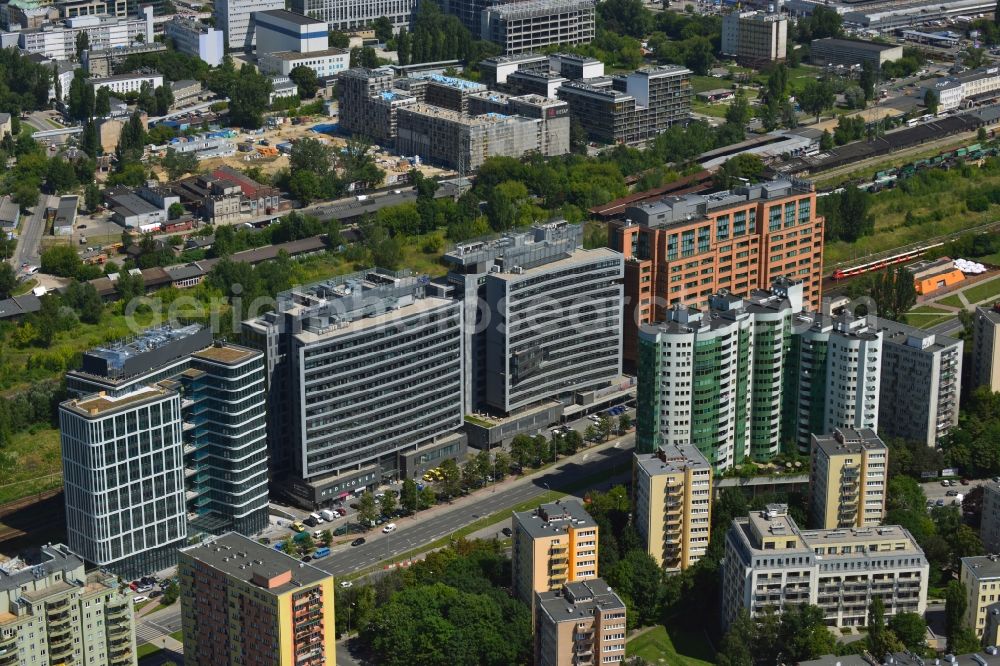 Aerial photograph Warschau Ochota - Office and Commercial Building Nimbus , Equator und Brama Zachodnia operated by IMMOFINANZ AG in Mokotov district of Warsaw in Poland