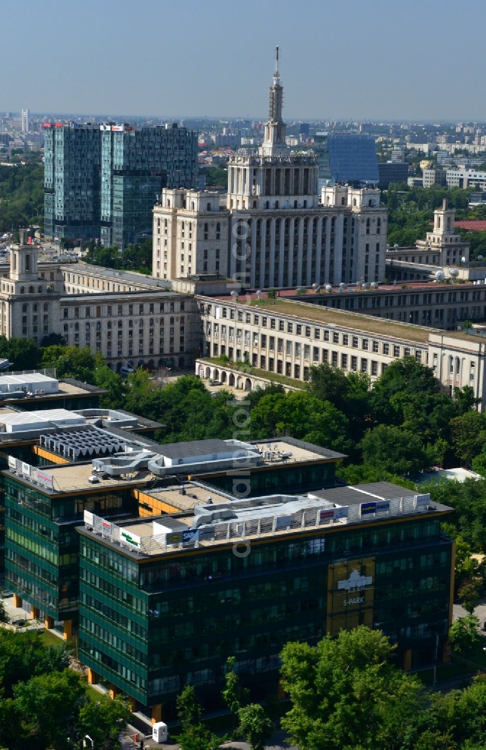 Bukarest from above - View of the office and commercial building complex S-Park in Bucharest, Romania. The property on the Tipografilor Street is a project of IMMOFINANZ AG