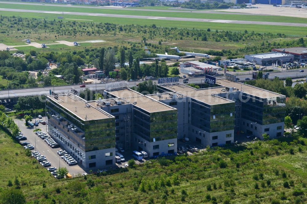 Aerial photograph Bukarest - View of the office and commercial building complex Victoria Business Park in Bucharest in Romania. It is anchored by the accounting firm KPMG. The property on the highway Bucuresti-Ploiesti soseaua is a project of IMMOFINANZ AG