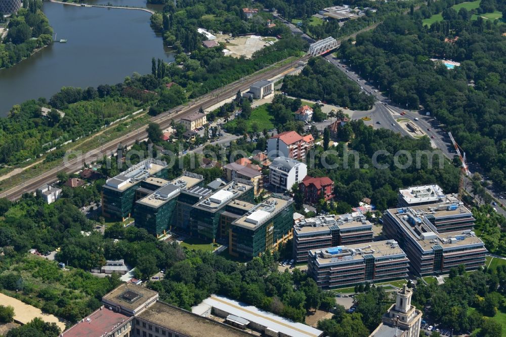 Bukarest from the bird's eye view: View of the office and commercial building complex Victoria Business Park in Bucharest in Romania. It is anchored by the accounting firm KPMG. The property on the highway Bucuresti-Ploiesti soseaua is a project of IMMOFINANZ AG