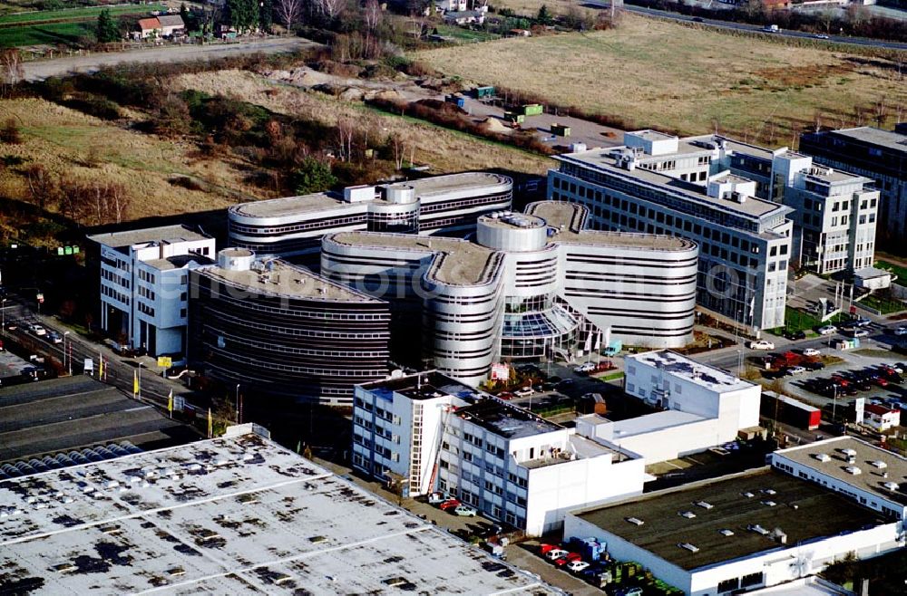 Aerial image Isenburg / Hessen - Büro- und Geschäftsgebäude in Isenburg-Nordost - Hessen 10.12.02