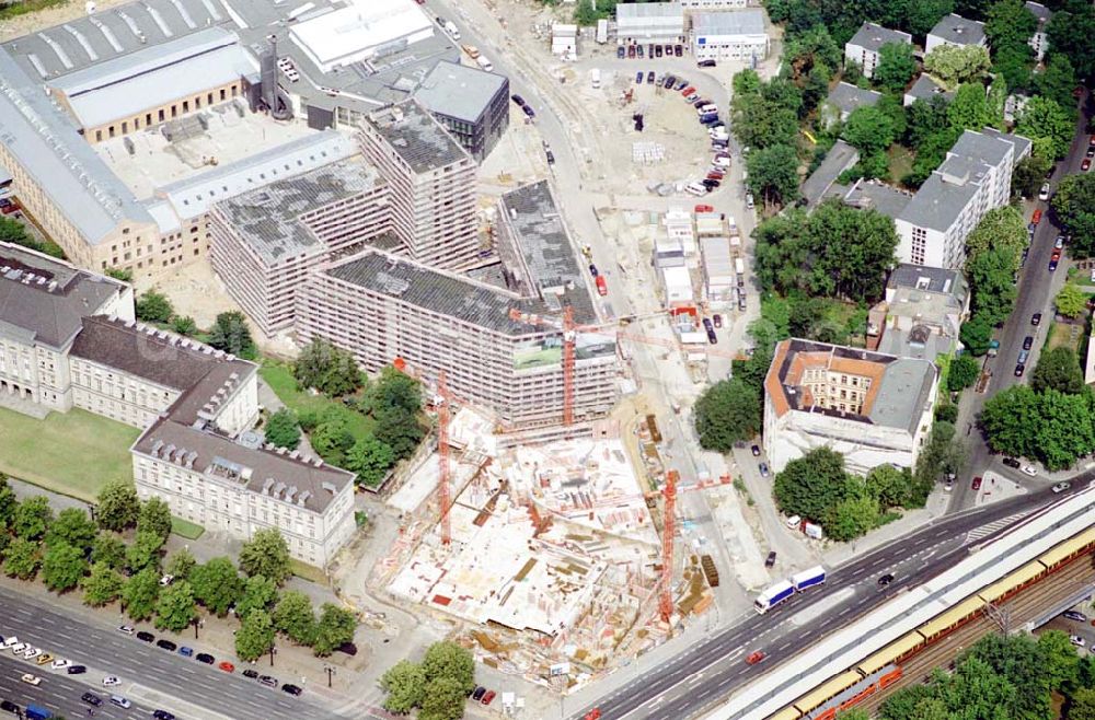 Aerial image Berlin / Tiergarten - Büro-und Geschäftshaus am S-Bhf Tiergarten Tiergarten / Berlin