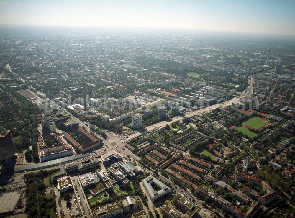 Aerial photograph München - Büro und Gescgäftshaus der DIFA in München 30.09.02 80807 München Leopoldstr. 236/238