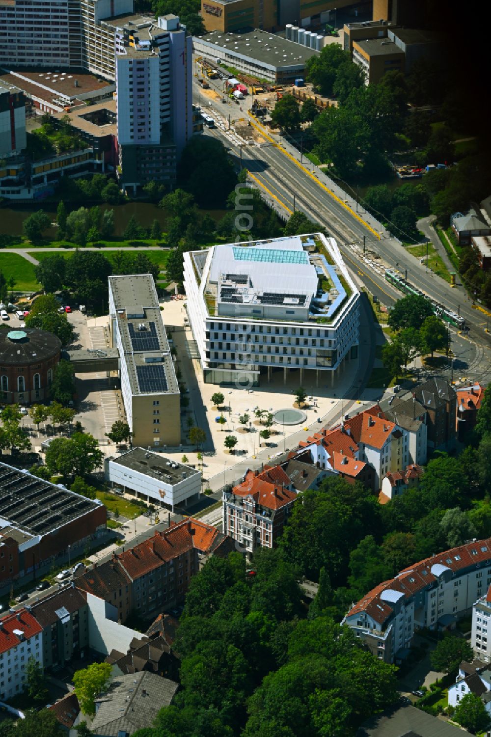 Hannover from the bird's eye view: Office and commercial building of Enercity AG on Glockseestrasse in the Calenberger Neustadt district of Hanover in the state of Lower Saxony, Germany