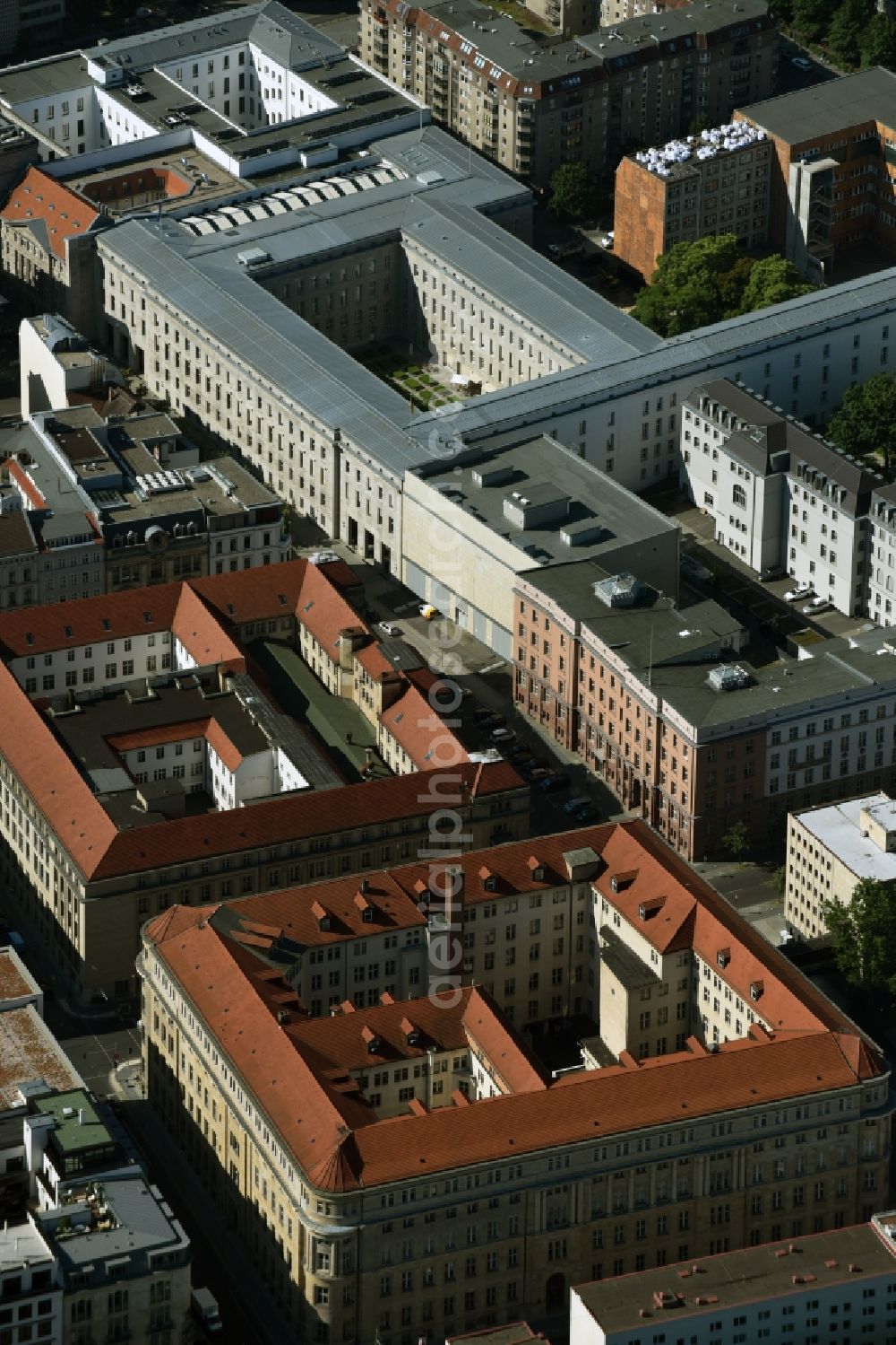 Berlin from the bird's eye view: Office building - Ensemble Behrenstrasse - Glinkastrasse - Franzoesische Strasse - Mauerstrasse destrict Mitte in Berlin