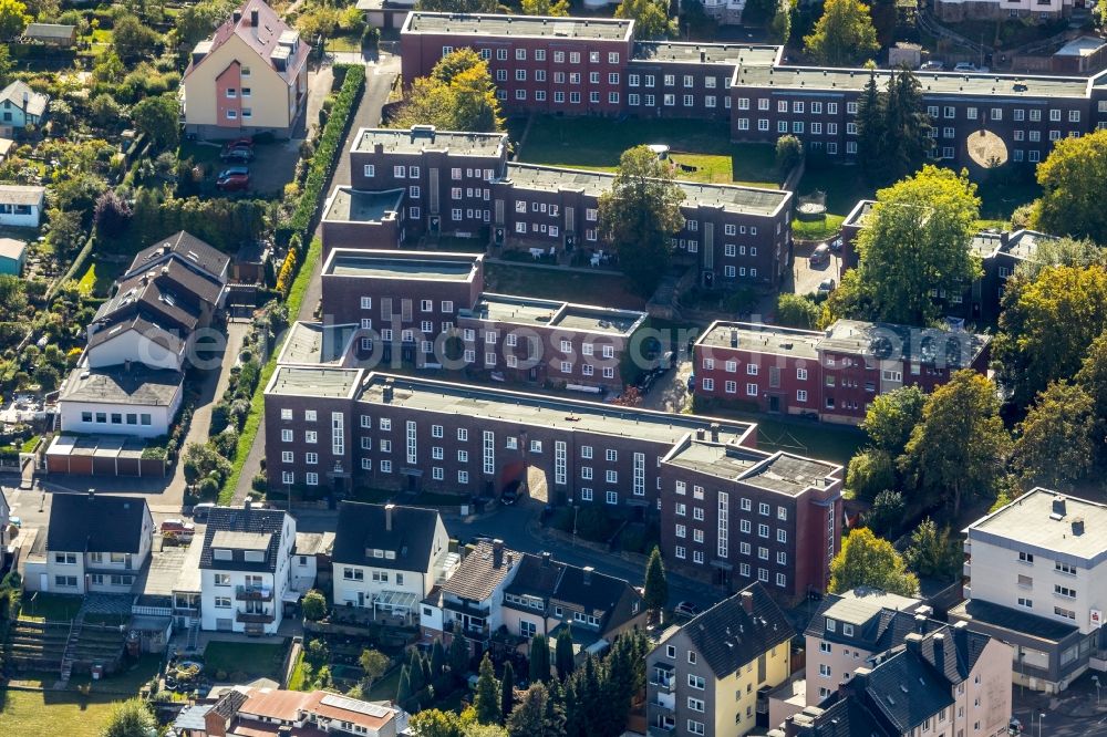 Hagen from the bird's eye view: Office building - Ensemble along the Cunosiedlung in Hagen in the state North Rhine-Westphalia, Germany