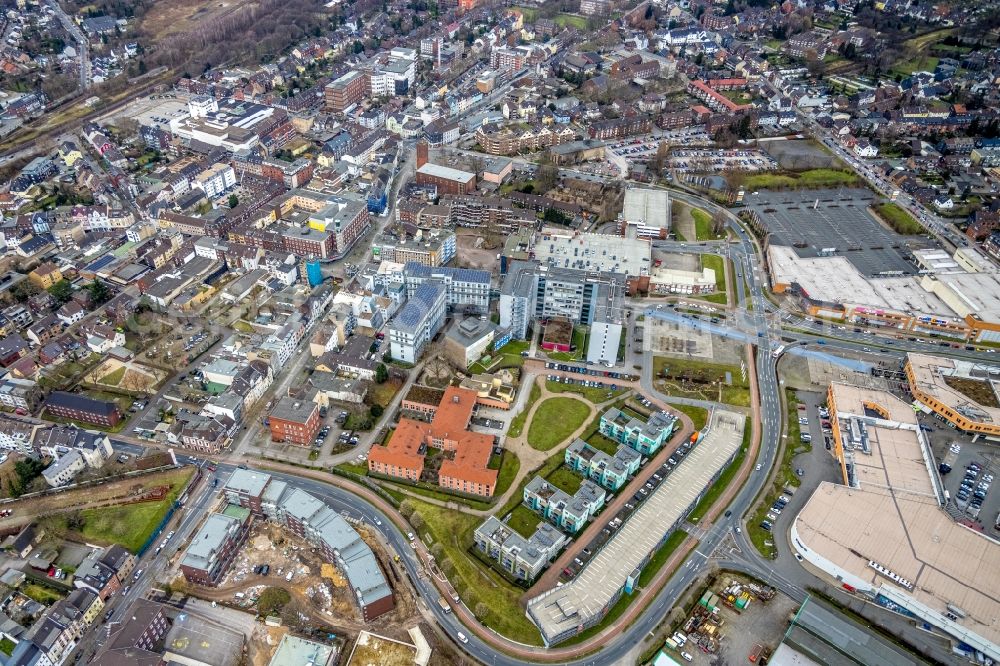 Aerial photograph Oberhausen - Office building - Ensemble at Eugen-Zur-Nieden-Ring - Steinbrinkstrasse - Bahnhofstrasse in Oberhausen at Ruhrgebiet in the state North Rhine-Westphalia, Germany