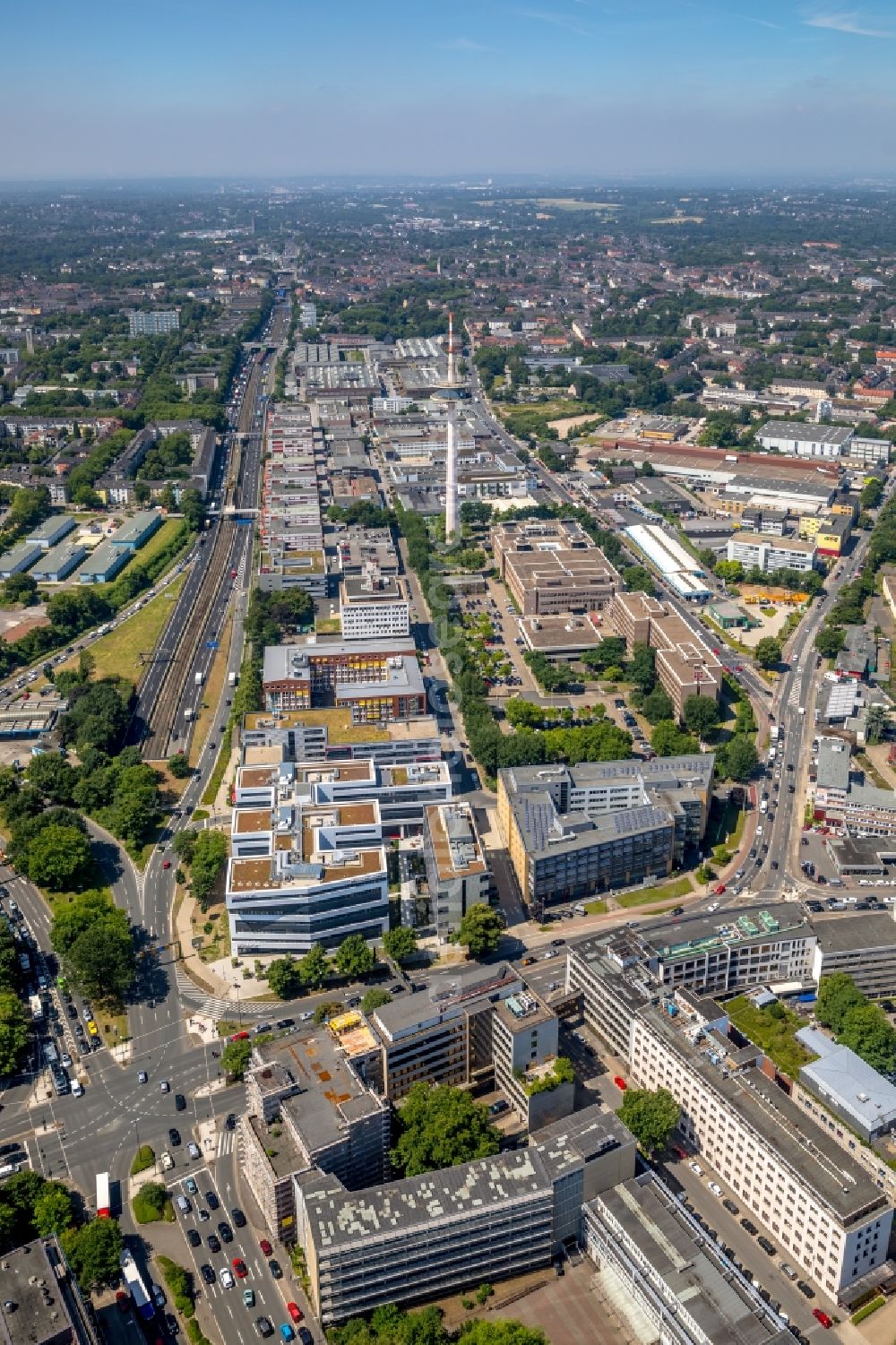 Essen from the bird's eye view: Office building - Ensemble EUROPA-CENTER on Kruppstrasse in Essen in the state North Rhine-Westphalia, Germany