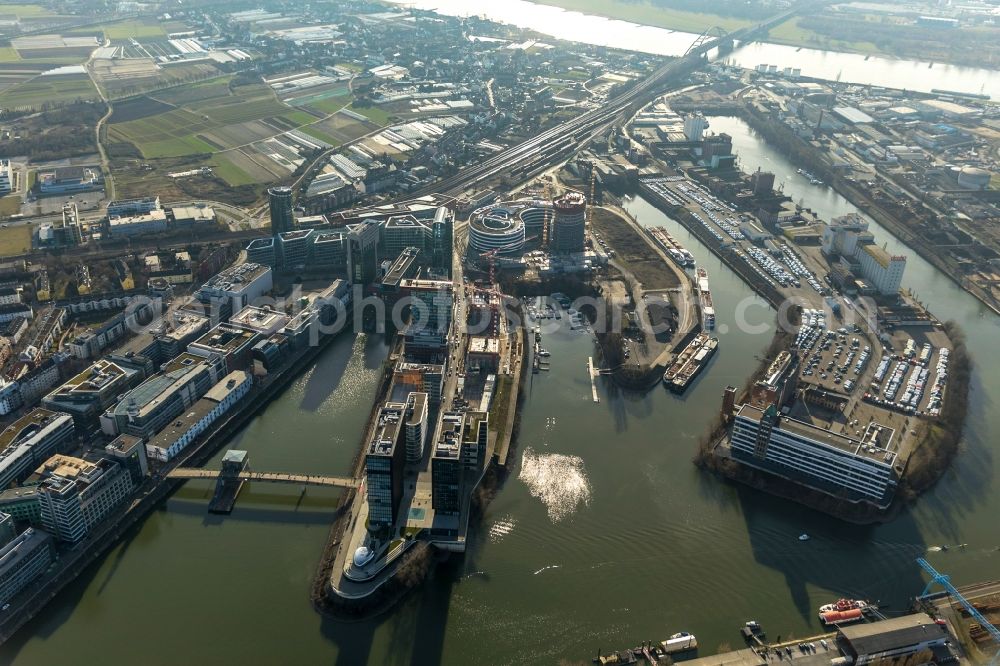 Aerial photograph Düsseldorf - Office building - Ensemble Medienhafen in the district Hafen in Duesseldorf in the state North Rhine-Westphalia, Germany