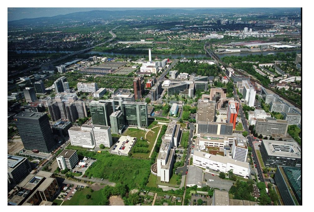 Aerial photograph Frankfurt am Main - Office building - Ensemble on Saonestrasse in the district Niederrad in Frankfurt in the state Hesse, Germany