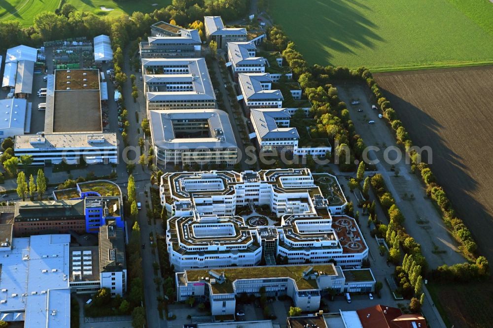 Aschheim from the bird's eye view: Office building - Ensemble on Max-Planck-Strasse in the district Dornach in Aschheim in the state Bavaria, Germany