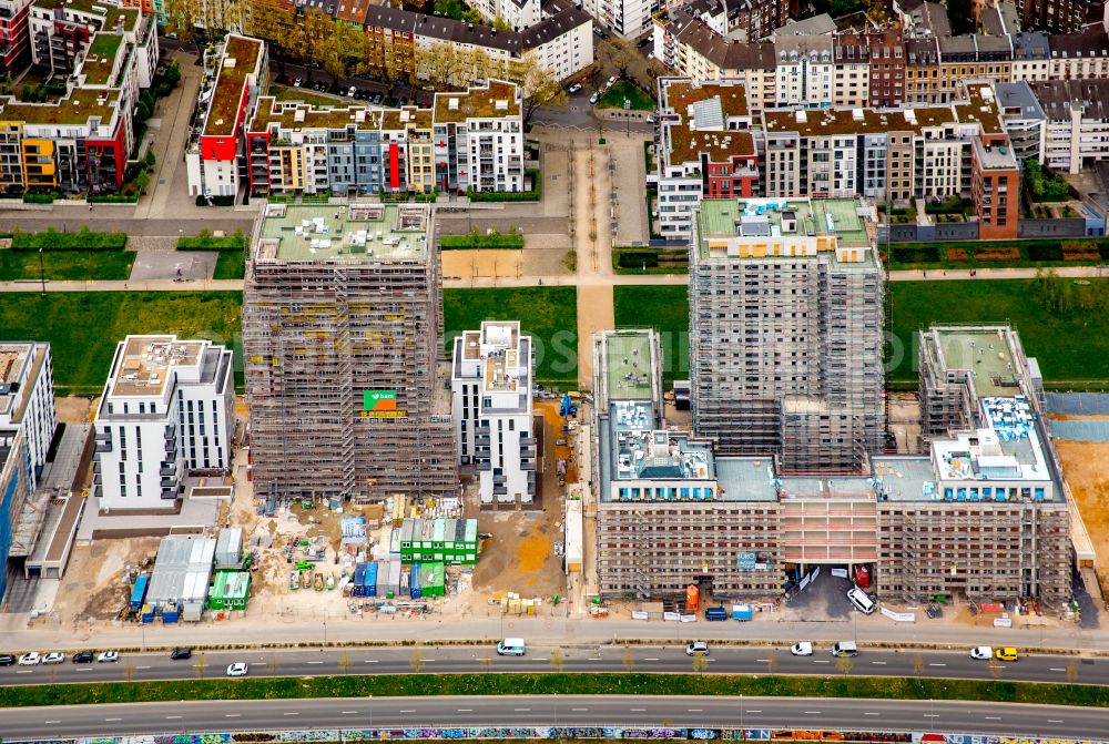 Aerial image Düsseldorf - Construction on Office building - Ensemble Le Quartier Central at the Toulouser Allee in the district city in Duesseldorf at Ruhrgebiet in the state North Rhine-Westphalia