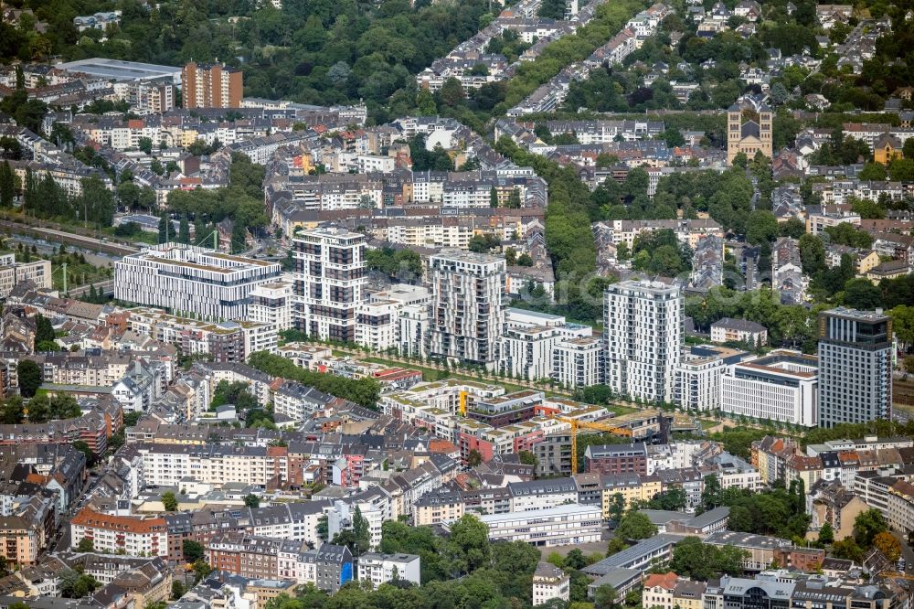 Düsseldorf from above - Construction on Office building - Ensemble Le Quartier Central at the Toulouser Allee in the district city in Duesseldorf at Ruhrgebiet in the state North Rhine-Westphalia