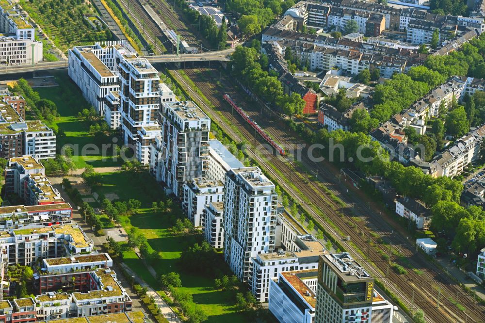 Aerial photograph Düsseldorf - Construction on Office building - Ensemble Le Quartier Central at the Toulouser Allee in the district city in Duesseldorf at Ruhrgebiet in the state North Rhine-Westphalia