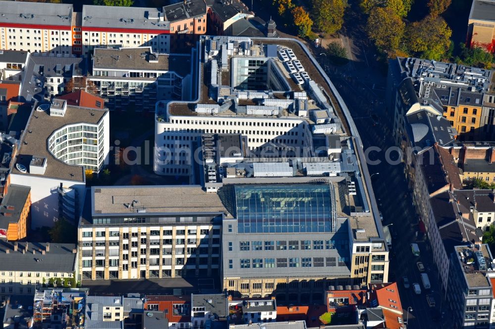 Aerial photograph Berlin - Office building - Ensemble Rosenthaler Strasse - Weinmeisterstrasse - Gipsstrasse in the district Mitte in Berlin, Germany