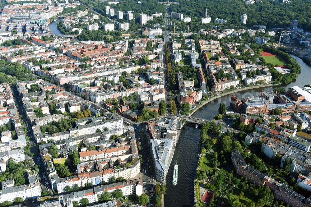 Aerial photograph Berlin - Office building - Ensemble Spree-Forum in Alt-Moabit in Berlin, Germany