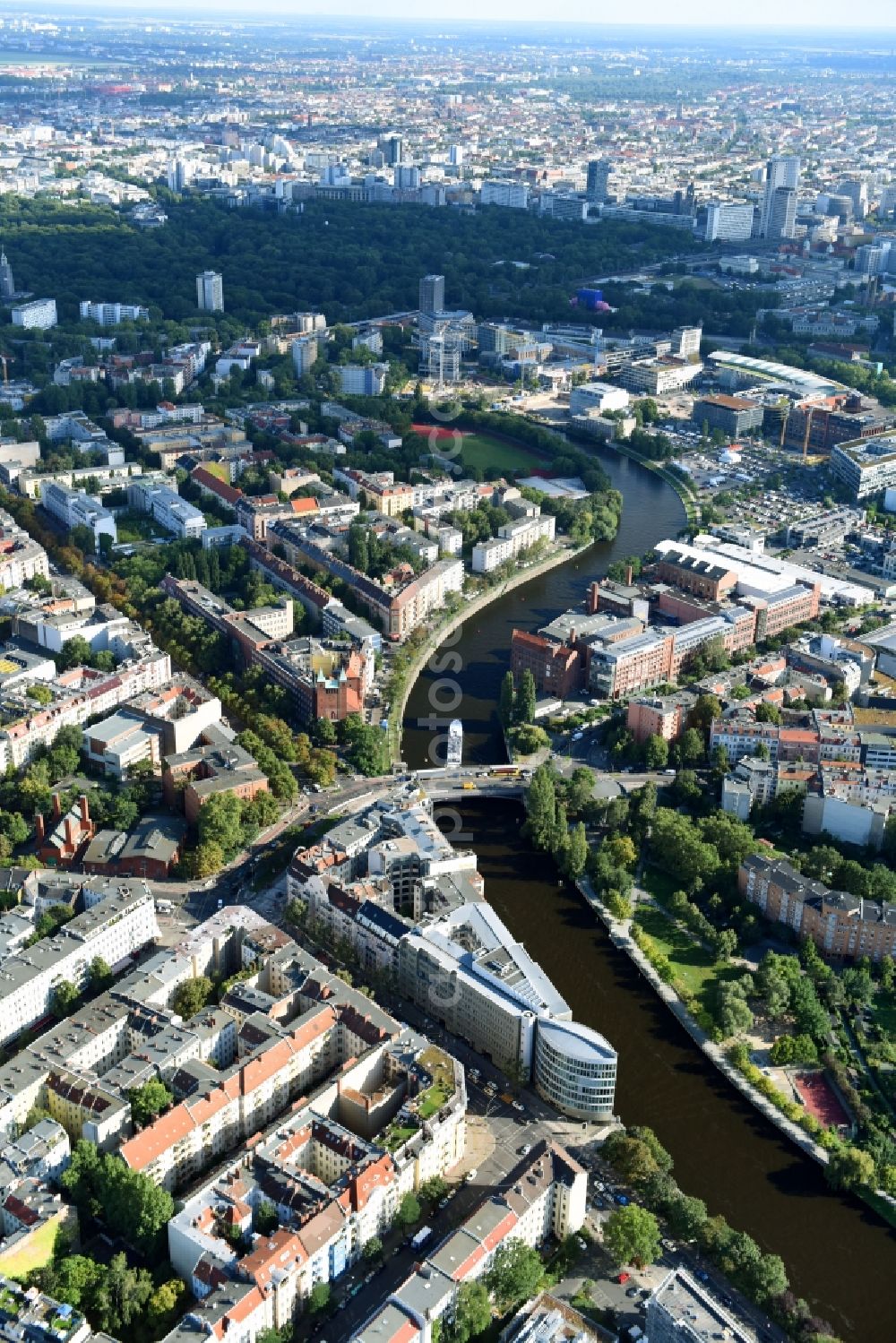 Aerial photograph Berlin - Office building - Ensemble Spree-Forum in Alt-Moabit in Berlin, Germany